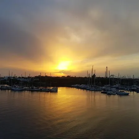 Appartement Arche De Noe 250, Superbe Studio Avec Vue Bateaux *