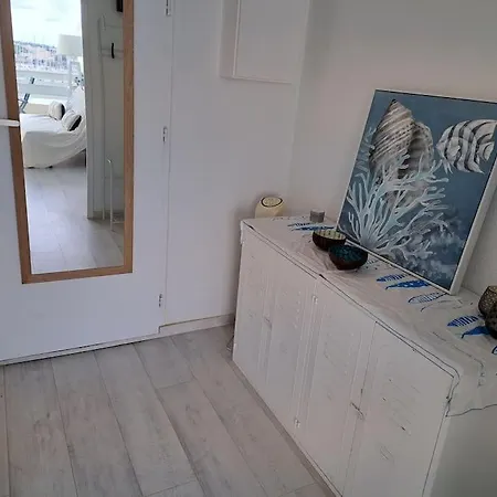 Arche De Noe 250, Superbe Studio Avec Vue Bateaux Appartamento *
